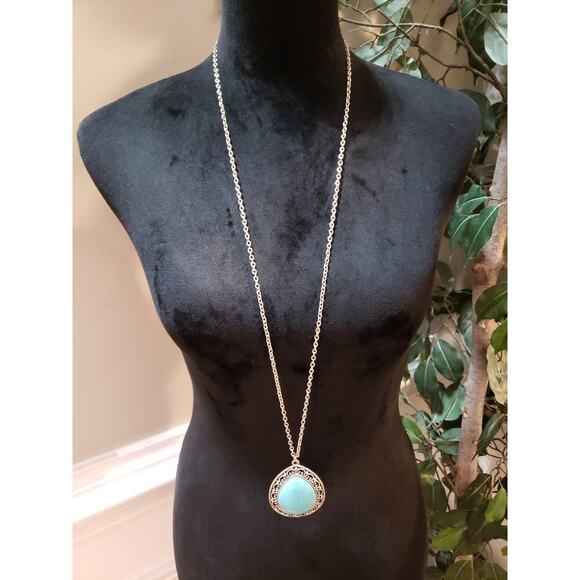 Womens Gold Tone Teardrop Turquoise Filigree Pendant Necklace with Cuff Bracelet - Picture 2 of 9